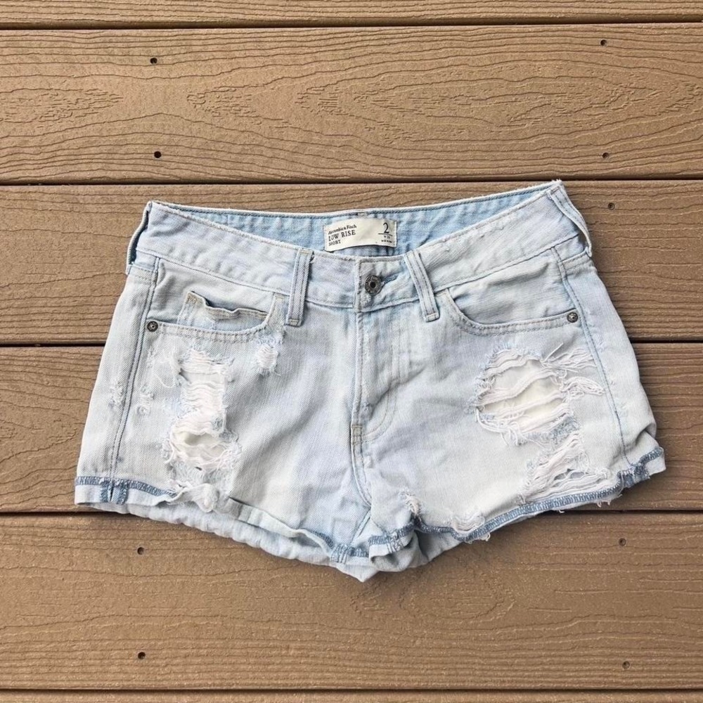 Vintage Y2K Abercrombie & Fitch Denim Mini Shorts Size 2/W26 Preppy
